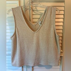 Versona Cream Sweater Vest Size XL